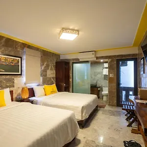 https://maison-vui-homestay.hotelsofhoian.com